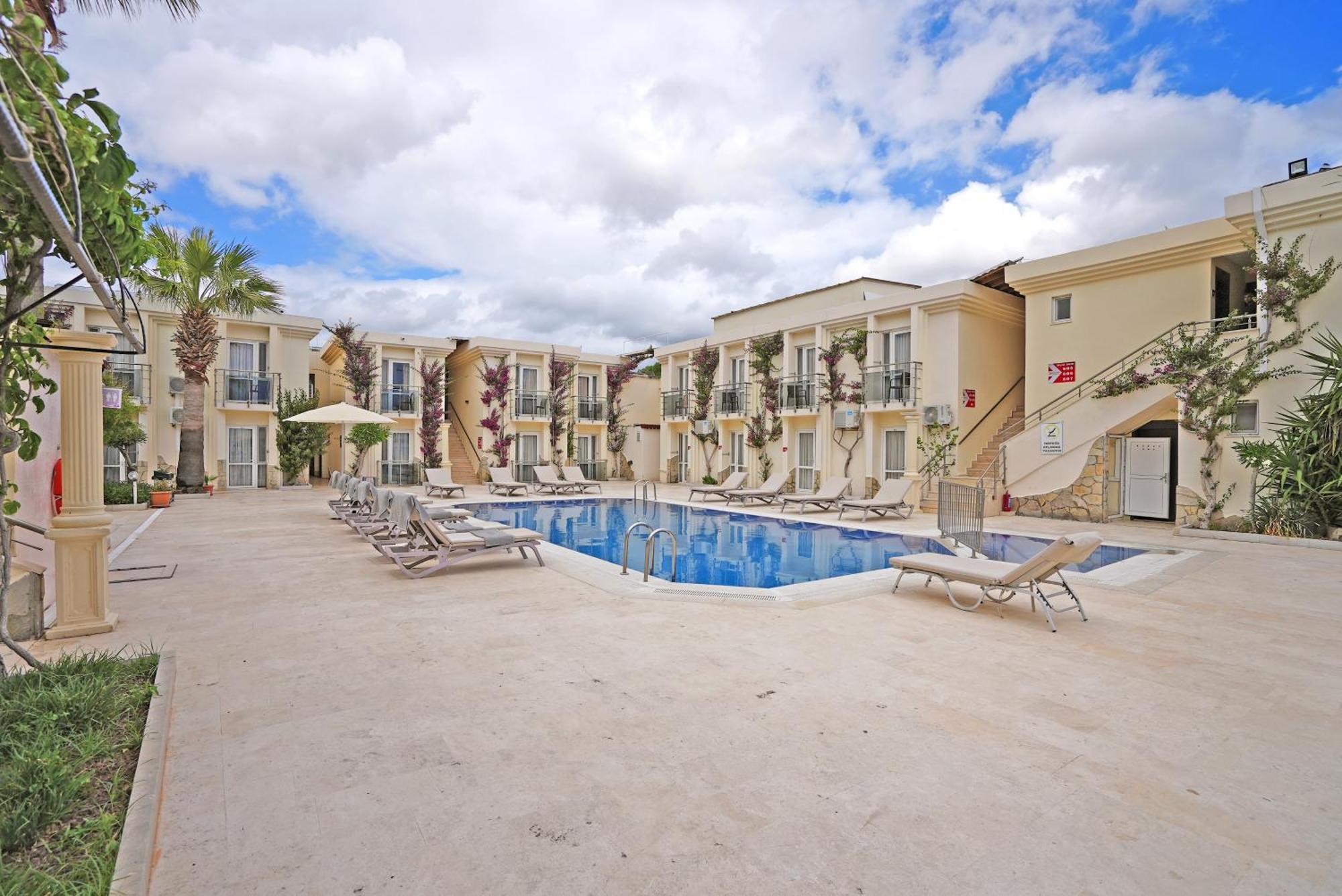 Oemer Aybak Beach Hotel Bodrum Extérieur photo