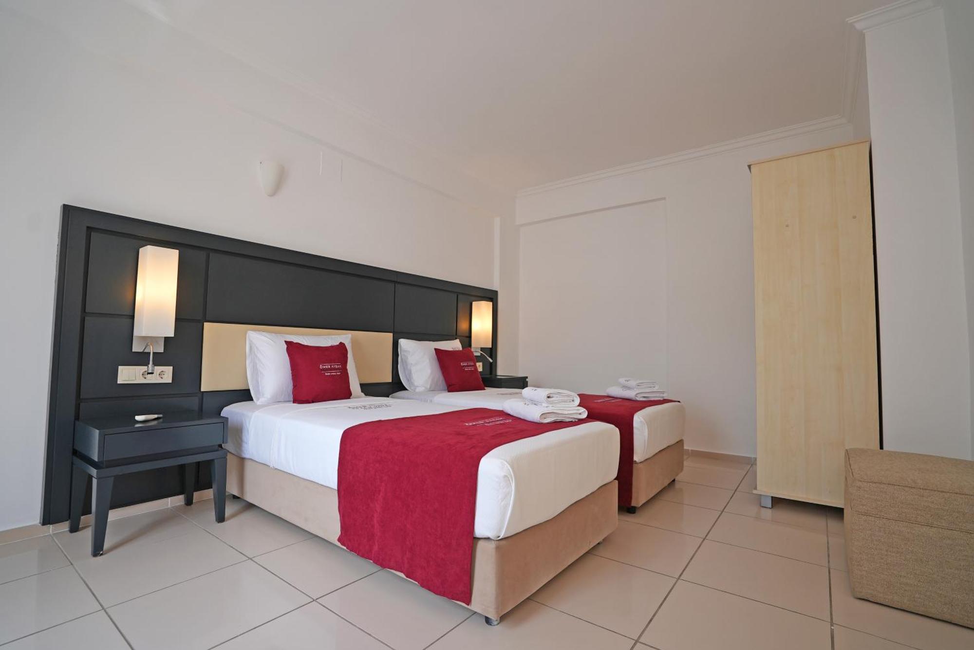 Oemer Aybak Beach Hotel Bodrum Extérieur photo